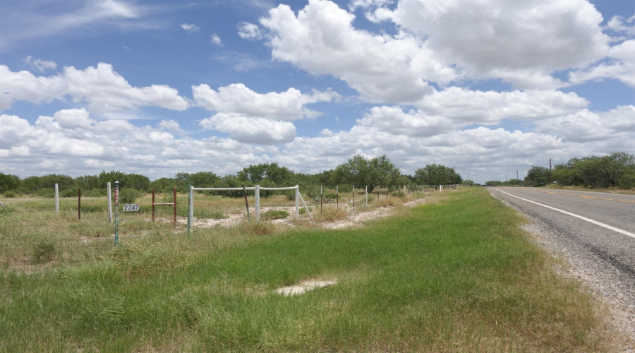 2247 FM 1025, Crystal City, Texas 78839, ,Land,For Sale,2247 FM 1025,20253377
