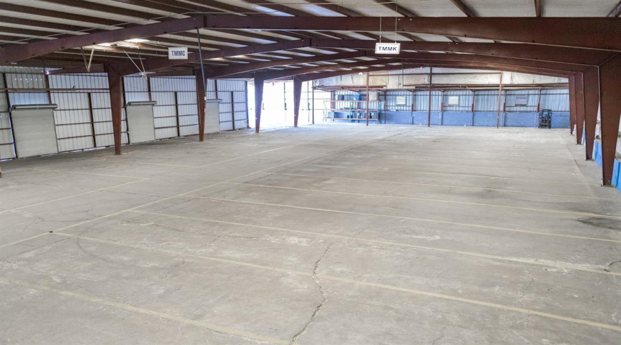 2919 Santa Rita Ave, Laredo, Texas 78040-0000, 1 Bedroom Bedrooms, 21 Rooms Rooms,2 BathroomsBathrooms,Commercial/industrial,For Sale,2919 Santa Rita Ave,20253383