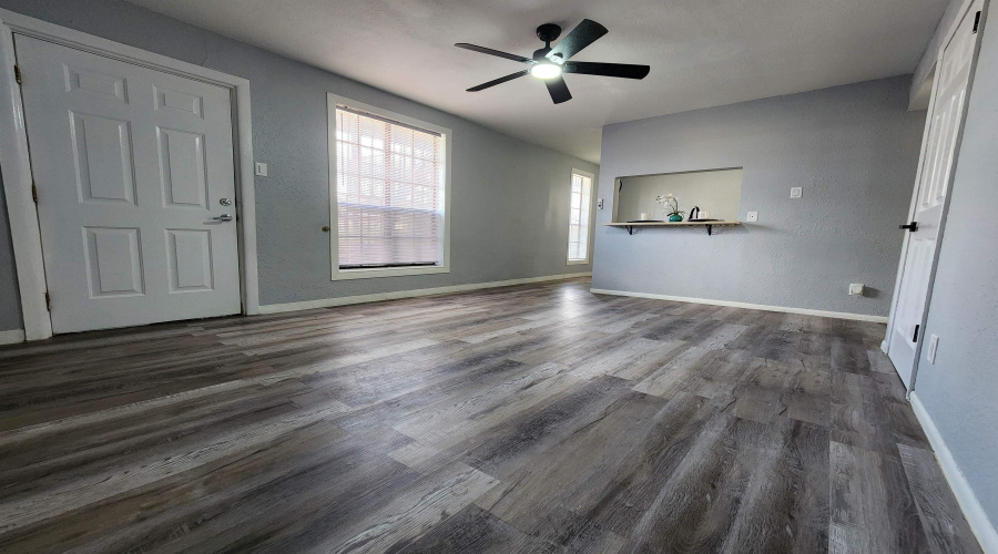 3020 Corpus Christi St, Laredo, Texas 78043, 2 Bedrooms Bedrooms, 3 Rooms Rooms,1 BathroomBathrooms,Residential,For Rent,3020 Corpus Christi St,20253385