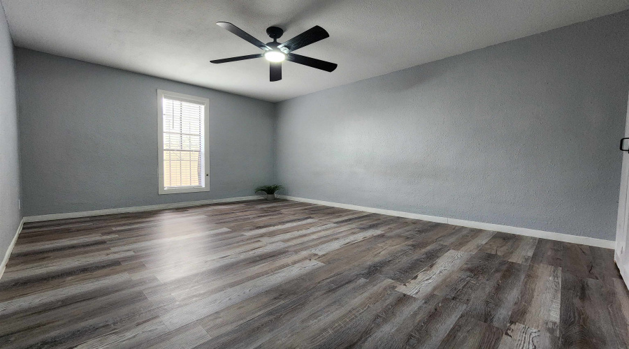 3020 Corpus Christi St, Laredo, Texas 78043, 2 Bedrooms Bedrooms, 3 Rooms Rooms,1 BathroomBathrooms,Residential,For Rent,3020 Corpus Christi St,20253385