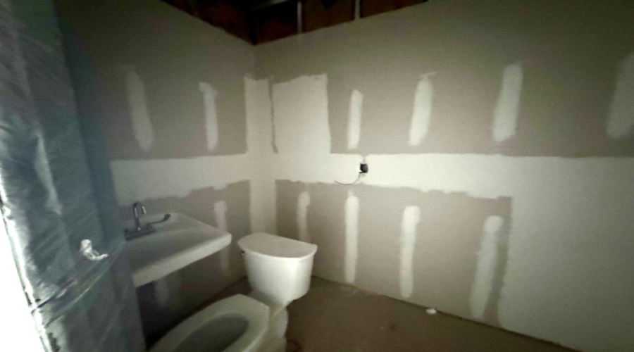 1310 Trey Dr, LAREDO, Texas 78041, 1 Room Rooms,1 BathroomBathrooms,Commercial retail/office,For Rent,1310 Trey Dr,20253391