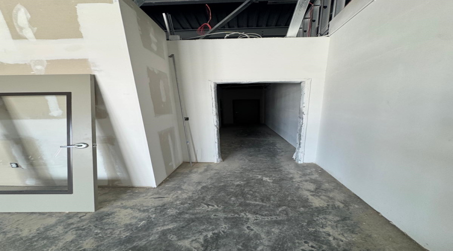 1310 Trey Dr, LAREDO, Texas 78041, 1 Room Rooms,1 BathroomBathrooms,Commercial retail/office,For Rent,1310 Trey Dr,20253391