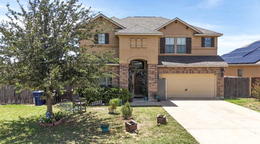 508 Jeanne Ct, Laredo, Texas 78045, 4 Bedrooms Bedrooms, 8 Rooms Rooms,3 BathroomsBathrooms,Residential,For Sale,508 Jeanne Ct,20253393