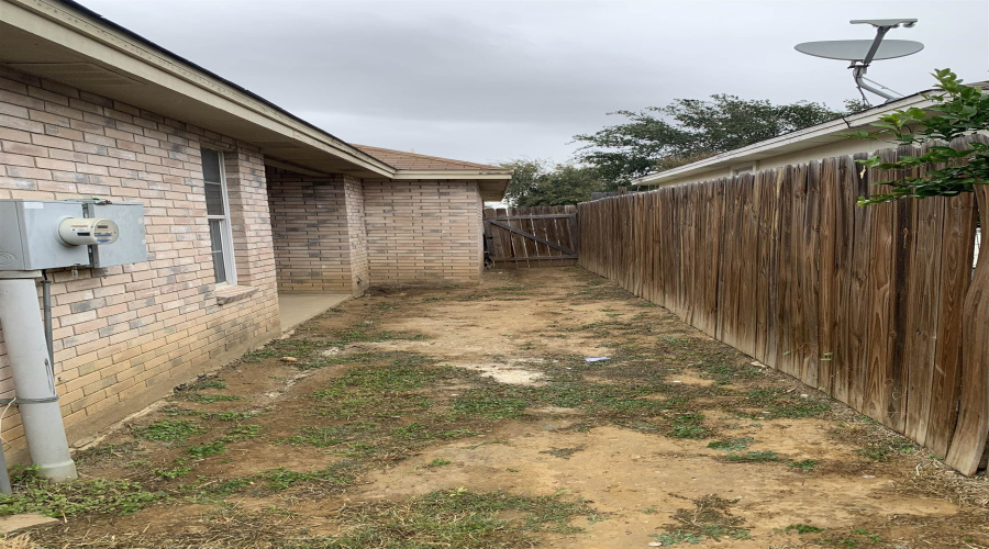3709 Nubes Dr, Laredo, Texas 78046, 3 Bedrooms Bedrooms, 5 Rooms Rooms,2 BathroomsBathrooms,Residential,For Rent,3709 Nubes Dr,20253396