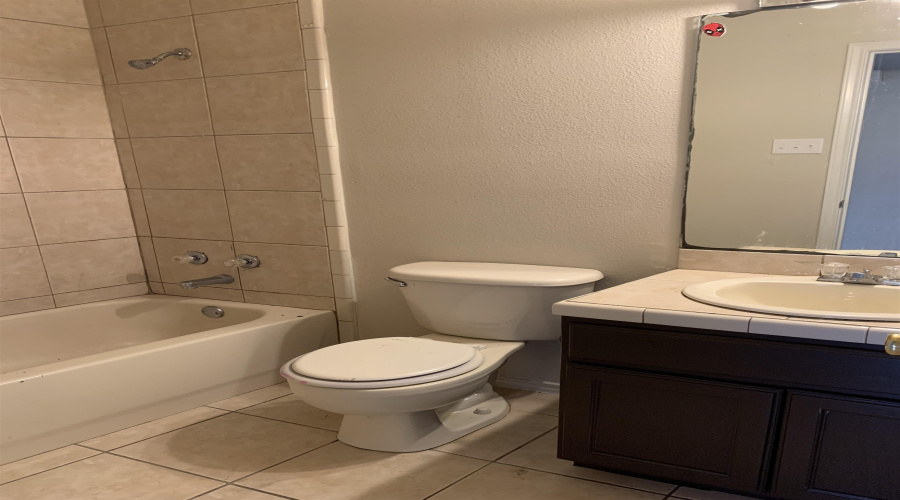 3709 Nubes Dr, Laredo, Texas 78046, 3 Bedrooms Bedrooms, 5 Rooms Rooms,2 BathroomsBathrooms,Residential,For Rent,3709 Nubes Dr,20253396