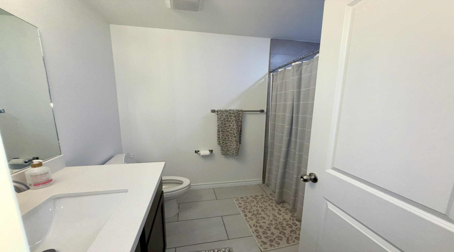 9908 Bijan Dr., Laredo, Texas 78045, 3 Bedrooms Bedrooms, 6 Rooms Rooms,2 BathroomsBathrooms,Residential,For Sale,9908 Bijan Dr.,20253405