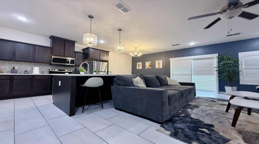 9908 Bijan Dr., Laredo, Texas 78045, 3 Bedrooms Bedrooms, 6 Rooms Rooms,2 BathroomsBathrooms,Residential,For Sale,9908 Bijan Dr.,20253405