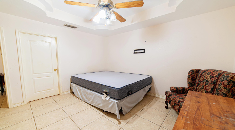 143 North Ave, Laredo, Texas 78045-7713, 3 Bedrooms Bedrooms, 7 Rooms Rooms,3 BathroomsBathrooms,Residential,For Sale,143 North Ave,20253406