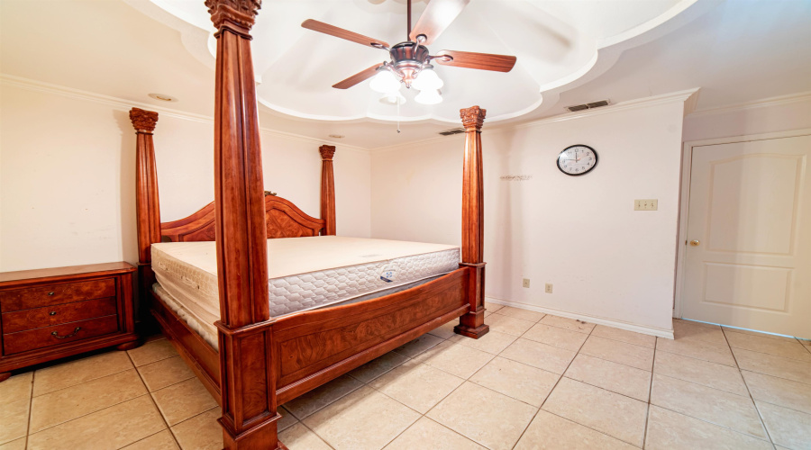 143 North Ave, Laredo, Texas 78045-7713, 3 Bedrooms Bedrooms, 7 Rooms Rooms,3 BathroomsBathrooms,Residential,For Sale,143 North Ave,20253406