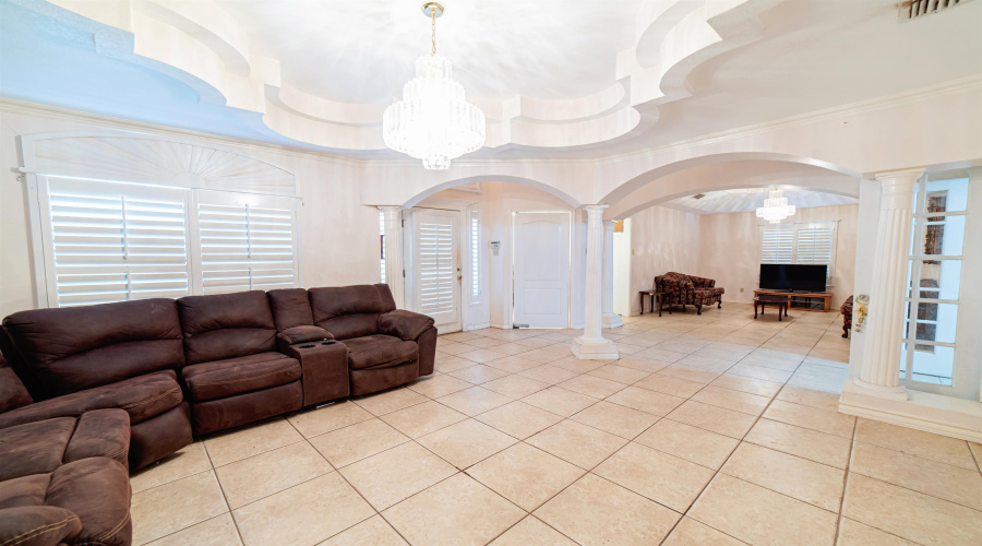 143 North Ave, Laredo, Texas 78045-7713, 3 Bedrooms Bedrooms, 7 Rooms Rooms,3 BathroomsBathrooms,Residential,For Sale,143 North Ave,20253406