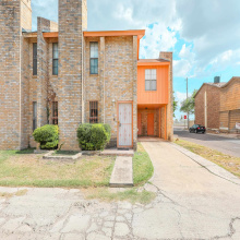 2600 E Montgomery St, Laredo, Texas 78043, 3 Bedrooms Bedrooms, 5 Rooms Rooms,2 BathroomsBathrooms,Residential,For Sale,2600 E Montgomery St,20253409