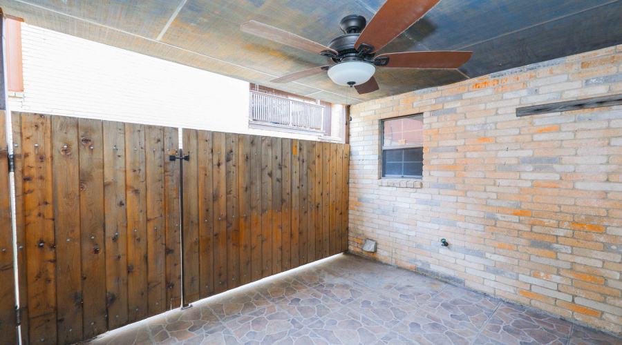 2600 E Montgomery St, Laredo, Texas 78043, 3 Bedrooms Bedrooms, 5 Rooms Rooms,2 BathroomsBathrooms,Residential,For Sale,2600 E Montgomery St,20253409