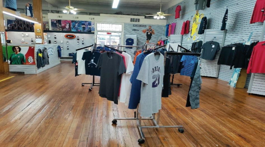 1112 Hidalgo St, Laredo, Texas 78040, 1 Room Rooms,1 BathroomBathrooms,Commercial retail/office,For Sale,1112 Hidalgo St,20253414