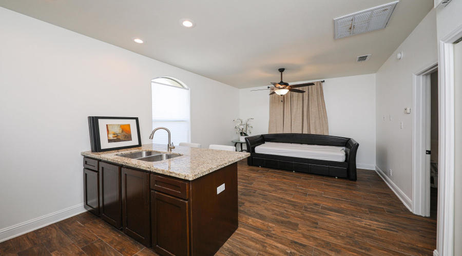 503 Jefferies Rd., LAREDO, Texas 78045, 3 Bedrooms Bedrooms, 6 Rooms Rooms,3 BathroomsBathrooms,Residential,For Sale,503 Jefferies Rd.,20253416