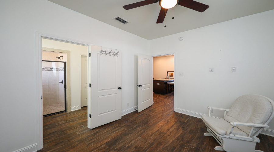 503 Jefferies Rd., LAREDO, Texas 78045, 3 Bedrooms Bedrooms, 6 Rooms Rooms,3 BathroomsBathrooms,Residential,For Sale,503 Jefferies Rd.,20253416