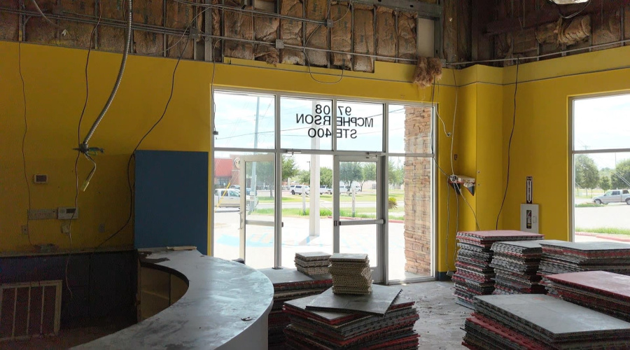 9708 McPherson Rd, Laredo, Texas 78045, 1 Room Rooms,Commercial retail/office,For Rent,9708 McPherson Rd,20253442