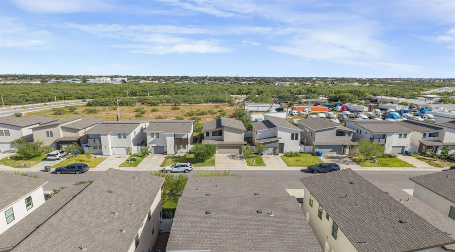 409 Deer Path Loop, Laredo, Texas 78045, 4 Bedrooms Bedrooms, 6 Rooms Rooms,2 BathroomsBathrooms,Residential,For Rent,409 Deer Path Loop,20253437