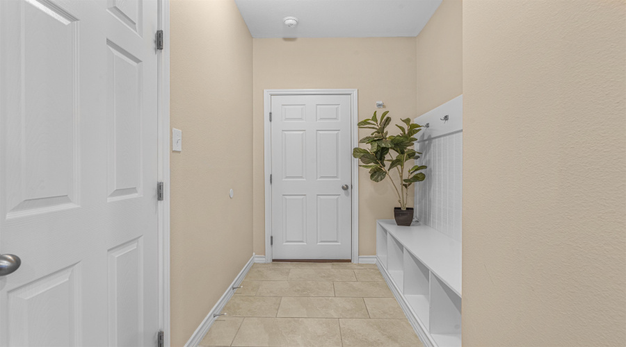 607 Montera Dr., Laredo, Texas 78045, 4 Bedrooms Bedrooms, 8 Rooms Rooms,2 BathroomsBathrooms,Residential,For Sale,607 Montera Dr.,20253452