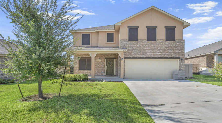 607 Montera Dr., Laredo, Texas 78045, 4 Bedrooms Bedrooms, 8 Rooms Rooms,2 BathroomsBathrooms,Residential,For Sale,607 Montera Dr.,20253452
