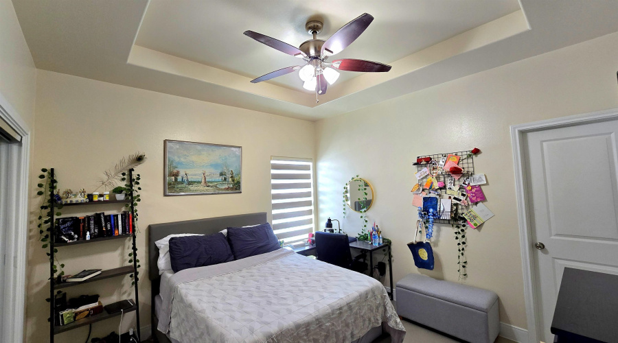 7415 Stephen King Lp., Laredo, Texas 78041, 4 Bedrooms Bedrooms, 5 Rooms Rooms,3 BathroomsBathrooms,Residential,For Sale,7415 Stephen King Lp.,20253462