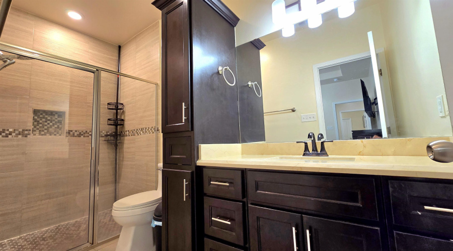 7415 Stephen King Lp., Laredo, Texas 78041, 4 Bedrooms Bedrooms, 5 Rooms Rooms,3 BathroomsBathrooms,Residential,For Sale,7415 Stephen King Lp.,20253462