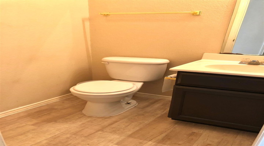 601 Pinos Cr, laredo, Texas 78043, 3 Bedrooms Bedrooms, 7 Rooms Rooms,2 BathroomsBathrooms,Residential,For Sale,601 Pinos Cr,20253466