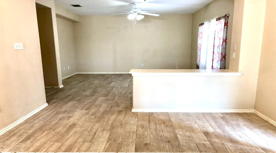 601 Pinos Cr, laredo, Texas 78043, 3 Bedrooms Bedrooms, 7 Rooms Rooms,2 BathroomsBathrooms,Residential,For Sale,601 Pinos Cr,20253466