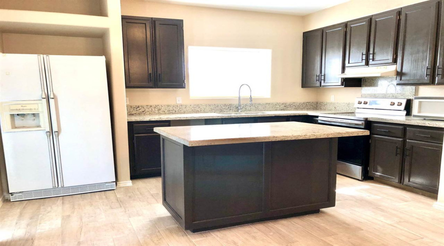 601 Pinos Cr, laredo, Texas 78043, 3 Bedrooms Bedrooms, 7 Rooms Rooms,2 BathroomsBathrooms,Residential,For Sale,601 Pinos Cr,20253466