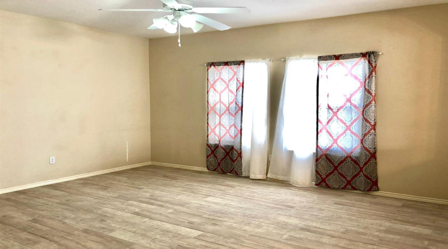 601 Pinos Cr, laredo, Texas 78043, 3 Bedrooms Bedrooms, 7 Rooms Rooms,2 BathroomsBathrooms,Residential,For Sale,601 Pinos Cr,20253466