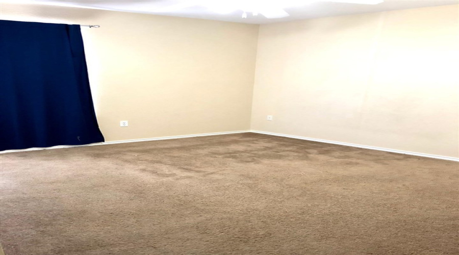 601 Pinos Cr, laredo, Texas 78043, 3 Bedrooms Bedrooms, 7 Rooms Rooms,2 BathroomsBathrooms,Residential,For Sale,601 Pinos Cr,20253466