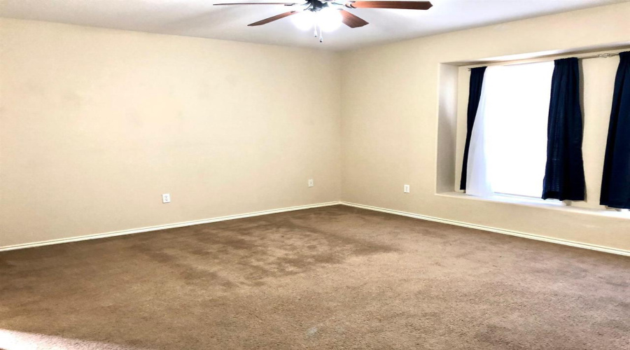 601 Pinos Cr, laredo, Texas 78043, 3 Bedrooms Bedrooms, 7 Rooms Rooms,2 BathroomsBathrooms,Residential,For Sale,601 Pinos Cr,20253466