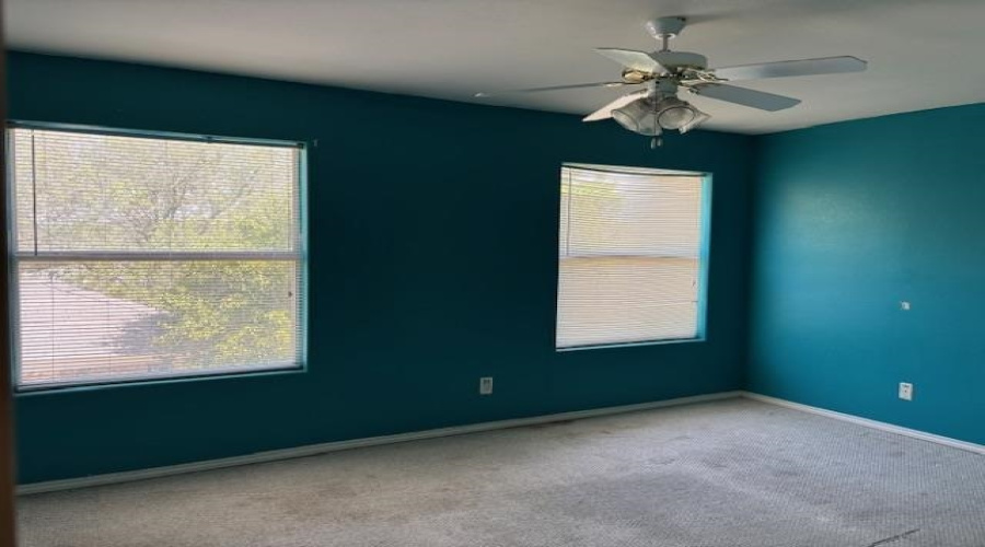 1604 Denmark Ln, Laredo, Texas 78045, 4 Bedrooms Bedrooms, 6 Rooms Rooms,2 BathroomsBathrooms,Residential,For Sale,1604 Denmark Ln,20253476