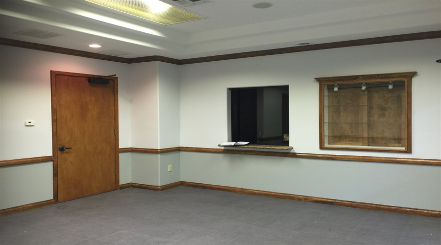 6801 McPherson Rd, LAREDO, Texas 78041, 1 Room Rooms,3 BathroomsBathrooms,Commercial retail/office,For Rent,6801 McPherson Rd,20253489