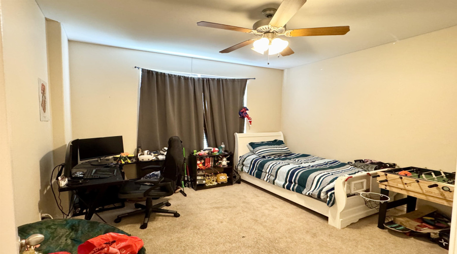 105 Spanish Oak Dr, Laredo, Texas 78045, 4 Bedrooms Bedrooms, 6 Rooms Rooms,3 BathroomsBathrooms,Residential,For Sale,105 Spanish Oak Dr,20253495