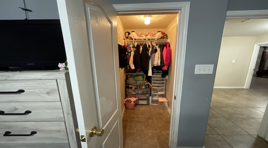 3517 Aguanieve Dr., Laredo, Texas 78046, 3 Bedrooms Bedrooms, 8 Rooms Rooms,2 BathroomsBathrooms,Residential,For Sale,3517 Aguanieve Dr.,20253497