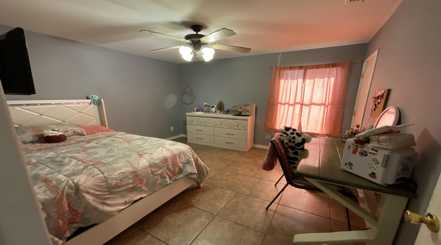 3517 Aguanieve Dr., Laredo, Texas 78046, 3 Bedrooms Bedrooms, 8 Rooms Rooms,2 BathroomsBathrooms,Residential,For Sale,3517 Aguanieve Dr.,20253497