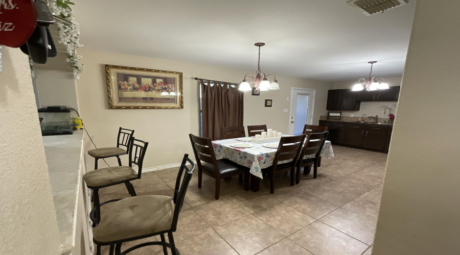 3517 Aguanieve Dr., Laredo, Texas 78046, 3 Bedrooms Bedrooms, 8 Rooms Rooms,2 BathroomsBathrooms,Residential,For Sale,3517 Aguanieve Dr.,20253497