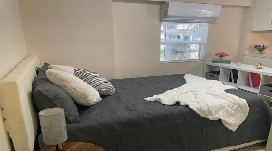 1704 Garfield St, Laredo, Texas 78043-2927, 1 Bedroom Bedrooms, 1 Room Rooms,1 BathroomBathrooms,Residential,For Rent,1704 Garfield St,20253508