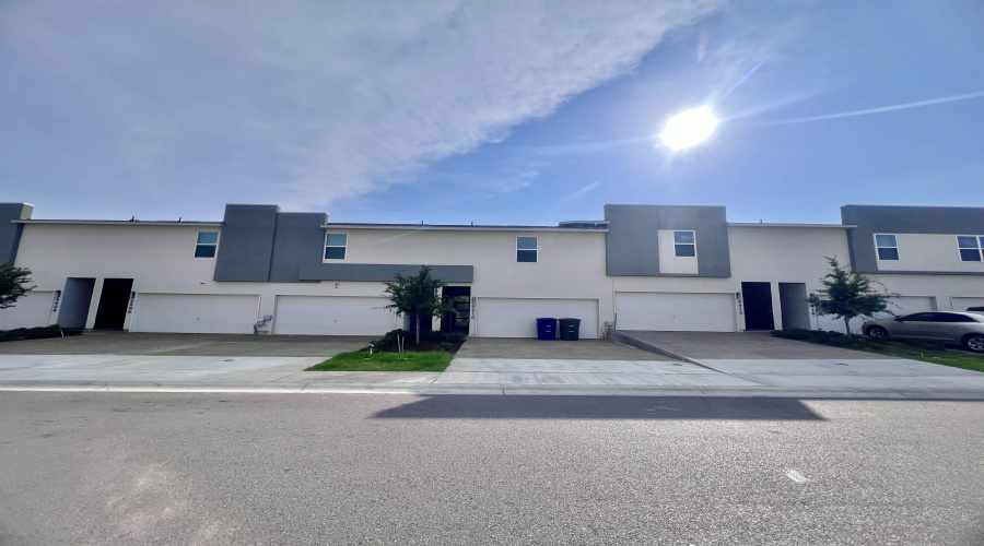 9910 Bijan Dr., Laredo, Texas 78045, 3 Bedrooms Bedrooms, 6 Rooms Rooms,2 BathroomsBathrooms,Residential,For Rent,9910 Bijan Dr.,20253510
