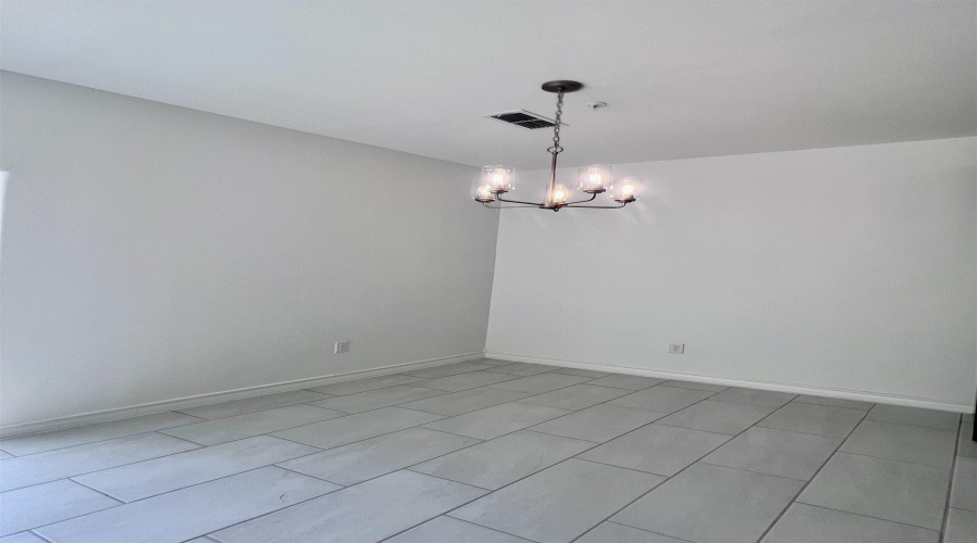 9910 Bijan Dr., Laredo, Texas 78045, 3 Bedrooms Bedrooms, 6 Rooms Rooms,2 BathroomsBathrooms,Residential,For Rent,9910 Bijan Dr.,20253510