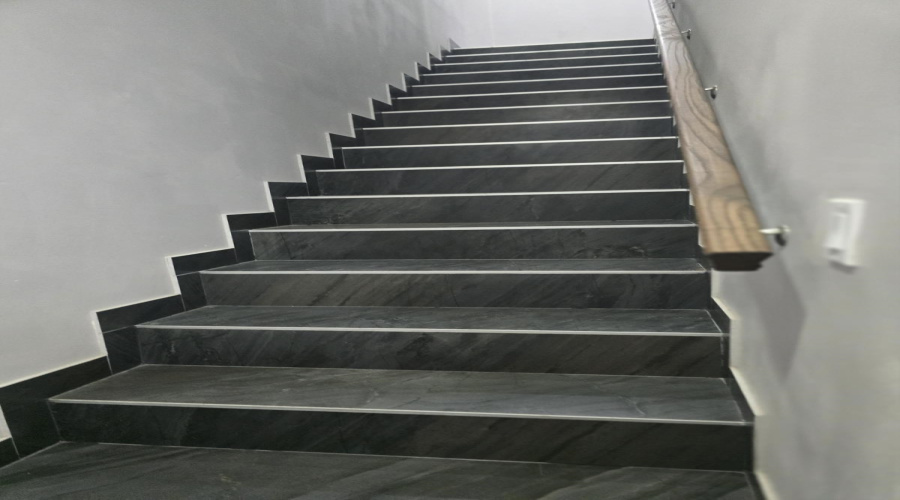 19875 U.S. Hwy 83, Laredo, Texas 78045, 1 Bedroom Bedrooms, 51 Rooms Rooms,Commercial/industrial,For Sale,19875 U.S. Hwy 83,20253509