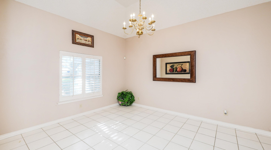 3004 Crest Oak Cir, Laredo, Texas 78045, 4 Bedrooms Bedrooms, 7 Rooms Rooms,2 BathroomsBathrooms,Residential,For Sale,3004 Crest Oak Cir,20253513