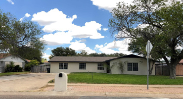 503 Lindenwood Dr, Laredo, Texas 78045, 3 Bedrooms Bedrooms, 5 Rooms Rooms,2 BathroomsBathrooms,Residential,For Sale,503 Lindenwood Dr,20253518