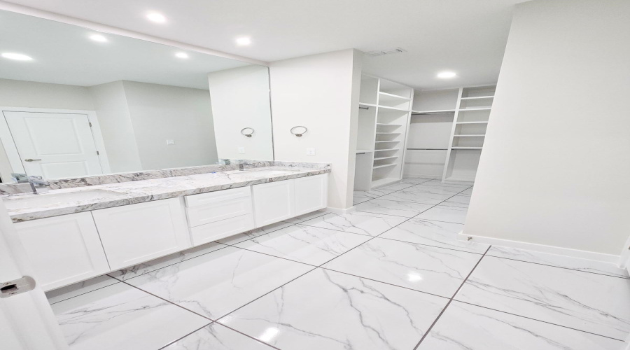 1010 Noyola Loop, LAREDO, Texas 78046, 4 Bedrooms Bedrooms, 6 Rooms Rooms,2 BathroomsBathrooms,Residential,For Sale,1010 Noyola Loop,20253520