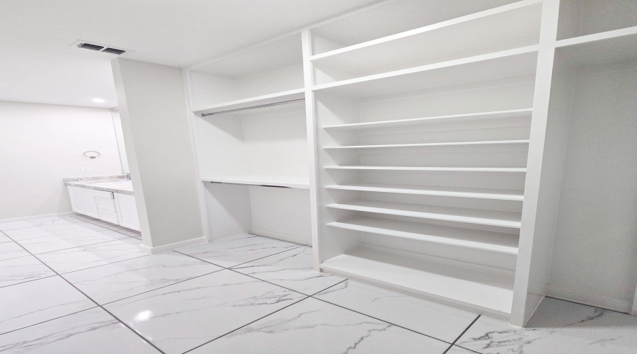 1010 Noyola Loop, LAREDO, Texas 78046, 4 Bedrooms Bedrooms, 6 Rooms Rooms,2 BathroomsBathrooms,Residential,For Sale,1010 Noyola Loop,20253520