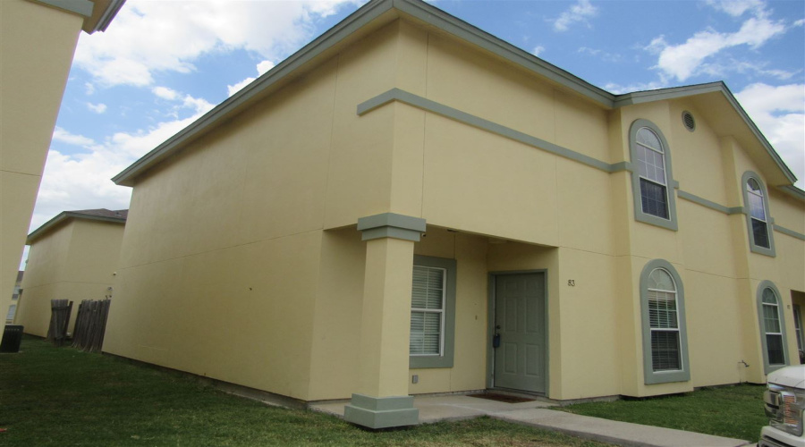 1000 Ranchway Dr, Laredo, Texas 78045, 3 Bedrooms Bedrooms, 7 Rooms Rooms,3 BathroomsBathrooms,Residential,For Rent,1000 Ranchway Dr,20253521