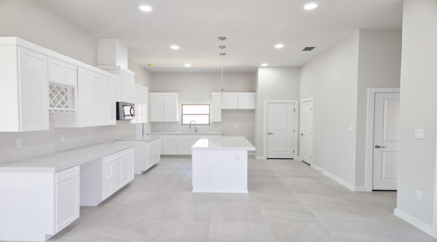 1105 Morocoy Dr., LAREDO, Texas 78046, 4 Bedrooms Bedrooms, 6 Rooms Rooms,2 BathroomsBathrooms,Residential,For Sale,1105 Morocoy Dr.,20253529