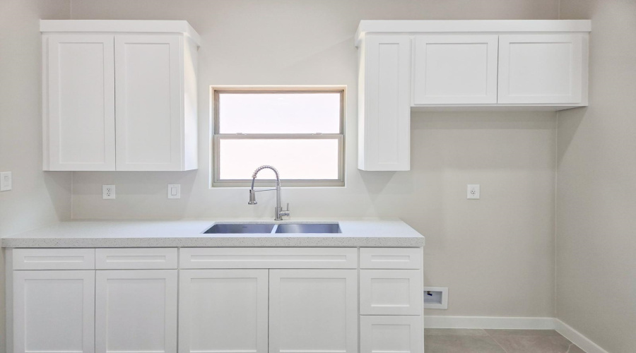 1105 Morocoy Dr., LAREDO, Texas 78046, 4 Bedrooms Bedrooms, 6 Rooms Rooms,2 BathroomsBathrooms,Residential,For Sale,1105 Morocoy Dr.,20253529