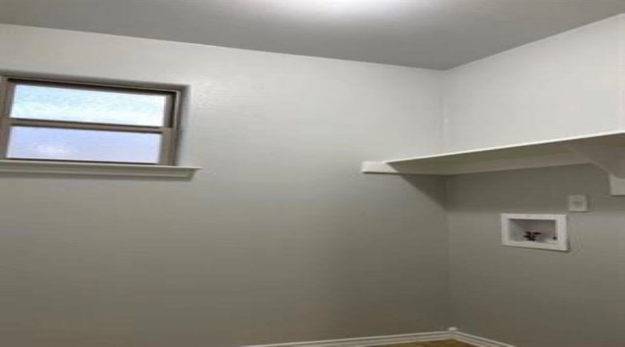 5829 Saint Sylvia Lp, Laredo, Texas 78046, 3 Bedrooms Bedrooms, 5 Rooms Rooms,2 BathroomsBathrooms,Residential,For Sale,5829 Saint Sylvia Lp,20253535