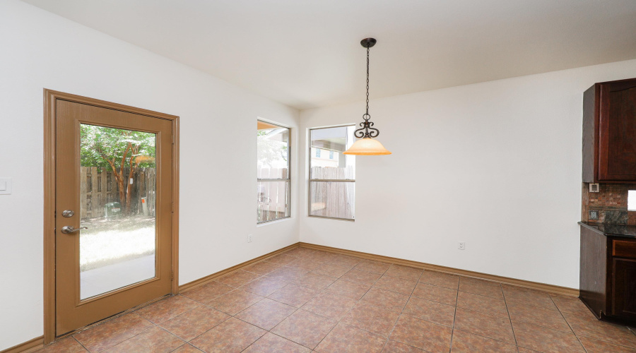 9813 Sandhill Dr, LAREDO, Texas 78045, 4 Bedrooms Bedrooms, 7 Rooms Rooms,2 BathroomsBathrooms,Residential,For Sale,9813 Sandhill Dr,20253547